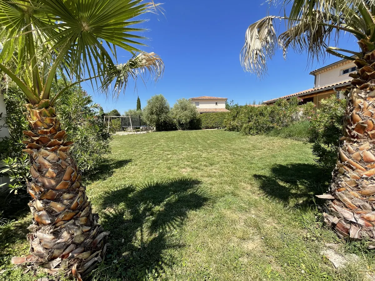 Uderum i Villa Vallon I