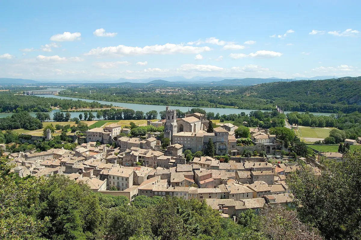 Panoramic view of Viviers